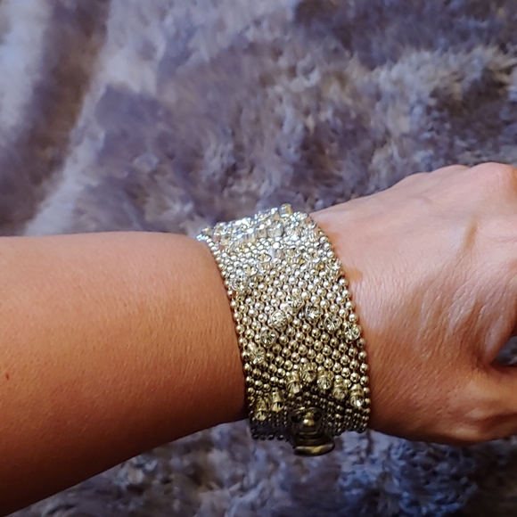 Premier Designs "Make a Scene" Bracelet - Picture 3 of 5